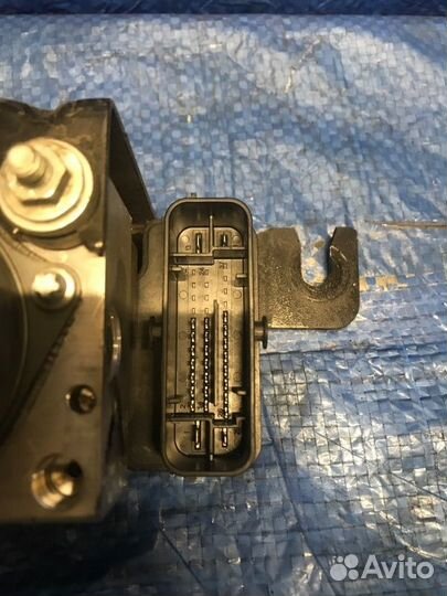 Блок abs Renault Logan 2 L8 K4M 2018