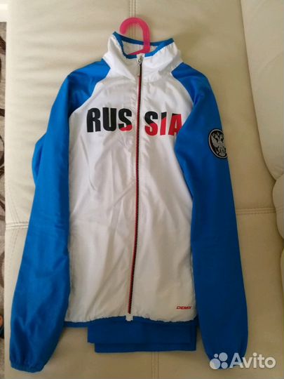 Спортивный костюм