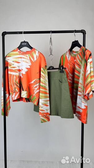 Летние женские футболки