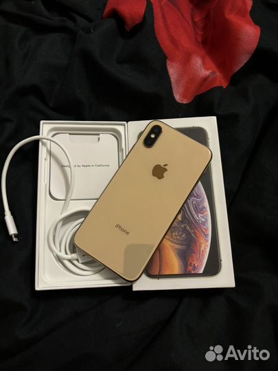 iPhone Xs, 64 ГБ