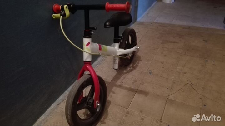 Беговел B'twin RUN ride 100 С колесами 10 дюймов