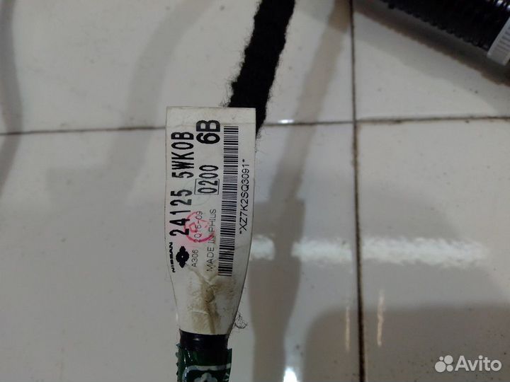 Электропроводка двери передней левой (Nissan Note)