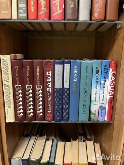 Книги разных жанров