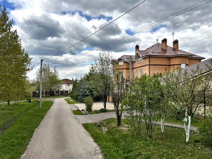 Участок 8 сот. (ИЖС)