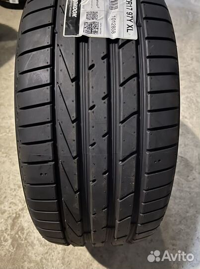 Hankook Ventus S1 Evo 2 K117 235/45 R17 97Y