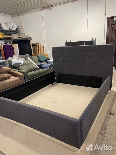 Кровать двухспальная 180 200 новая