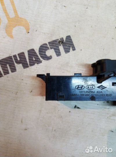 Блок управления стеклоподъемниками Hyundai Solaris