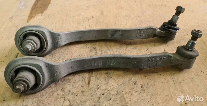 Рычаг передний продольный правый Mercedes W211