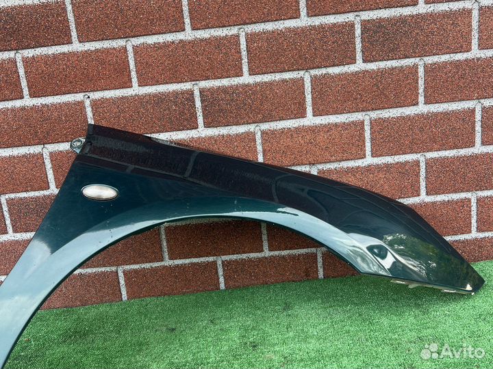 Крыло правое Peugeot 307 дорест