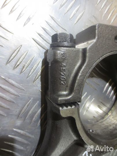 Шатун Mercedes-Benz A4570300120