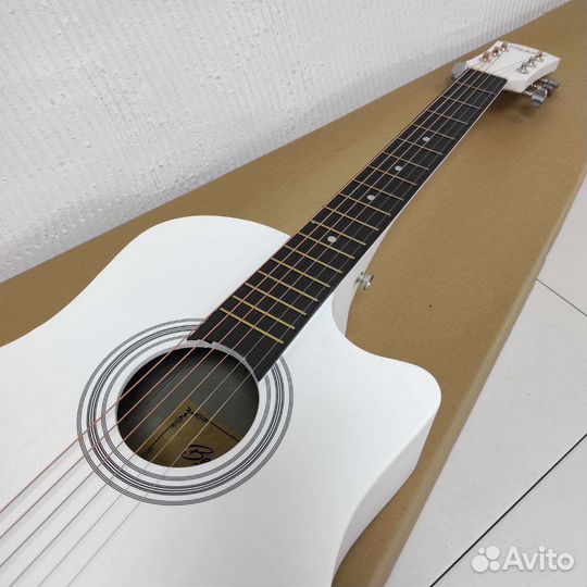 Гитара Belucci новая акустическая