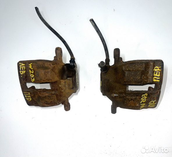 Суппорт передний Mercedes W203