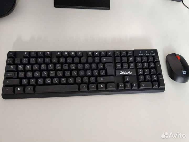 Беспроводная клавиатура и мышь