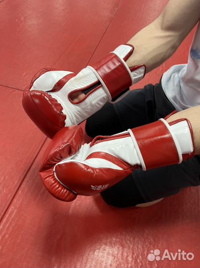 Боксерские перчатки кожа 14 oz