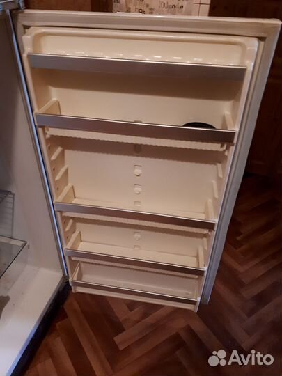 Холодильник бу Ока