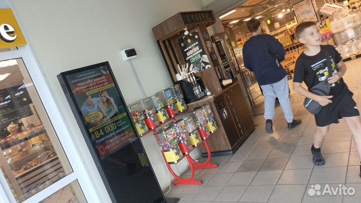 Реклама на видеостойках