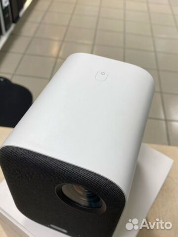 Проектор Xiaomi Mi Smart Compact Projector