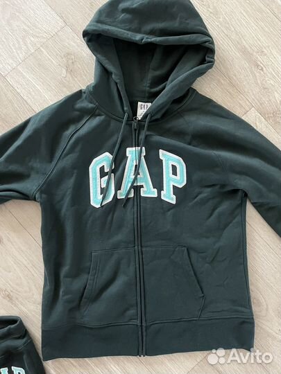 Спортиыный костюм gap