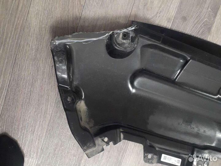 Пыльник переднего бампера Mercedes GLC-klasse X253