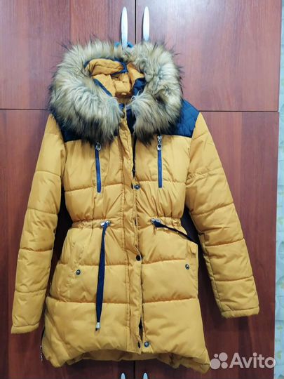 Куртка на девочку размер 140