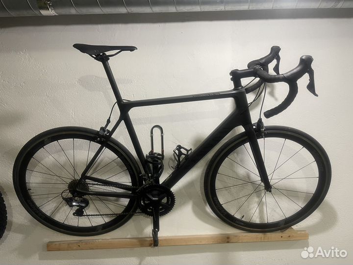 Шоссейный велосипед Canyon Ultimate CF SL 56 см