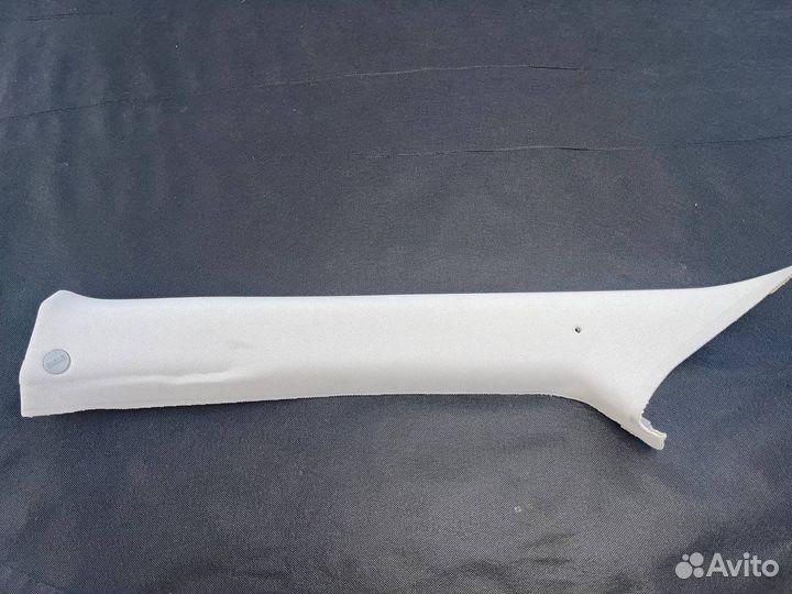 Оригинальная обшивка стойки передней левой