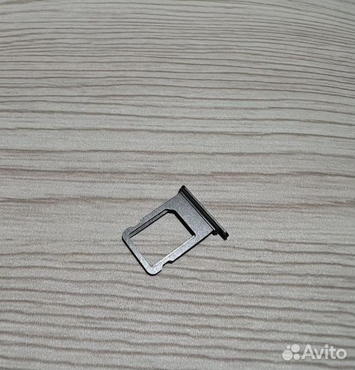 Слот для sim карты iPhone