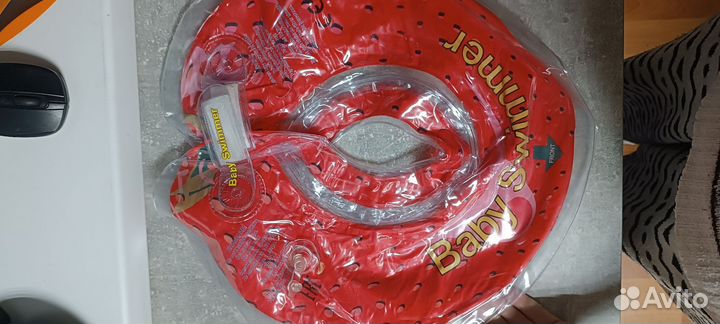 Надувной круг на шею