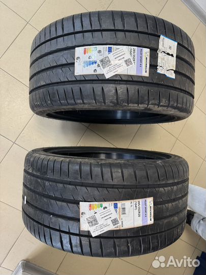 Michelin Pilot Sport 4 S 285/35 R20 104