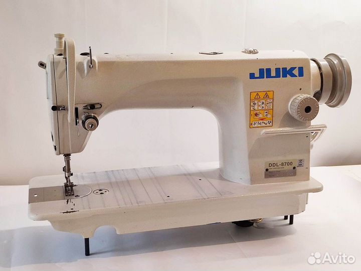 Пром. швейная машина juki-8700+JK-510A без стола
