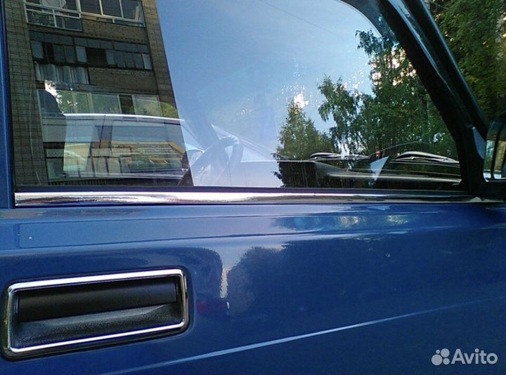 Уплотнитель стекла жигули дверные хромированные