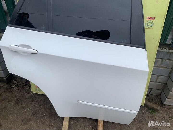 Дверь задняя правая Bmw x5 e70