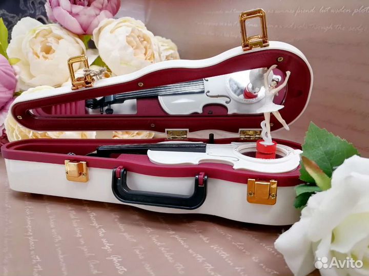 Музыкальная шкатулка с балериной