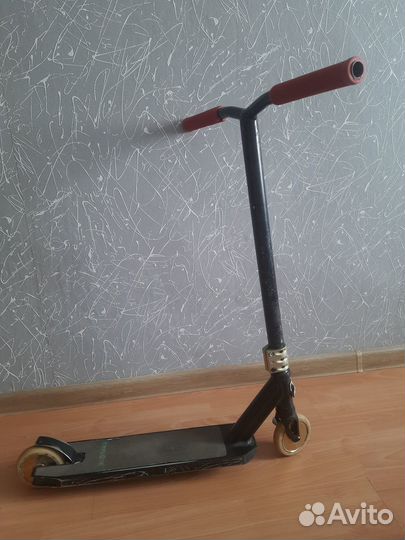 Трюковой самокат