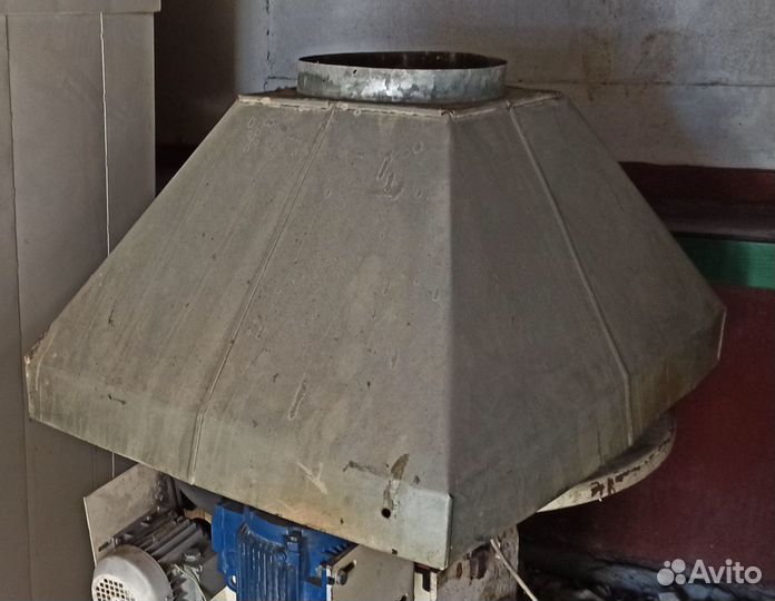 Вентиляционный зонт