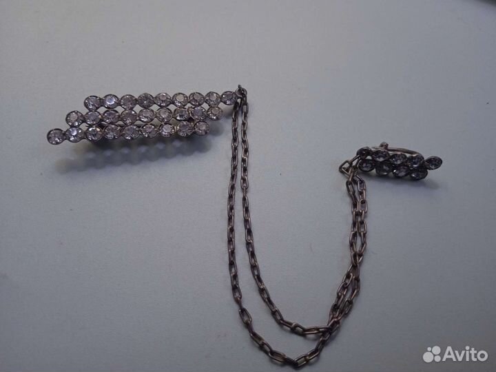 Серебряная брошь