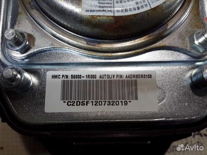 Подушка безопасности в руль Hyundai Solaris 1