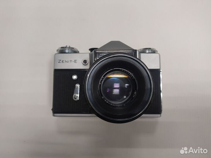 Фотоаппарат Зенит-Е с Гелиос 44-2