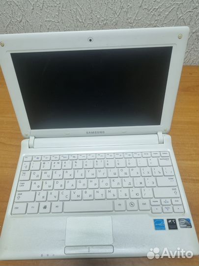Ноутбук Samsung офисный в идеальном состоянии