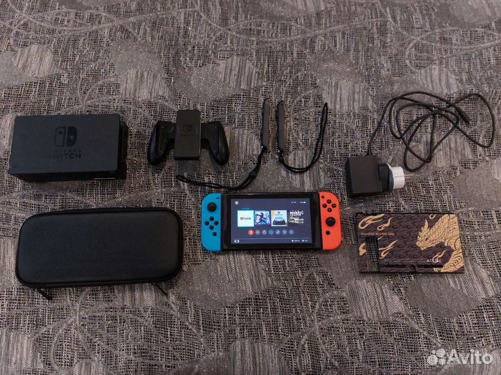 Nintendo Switch V2 полный комплект