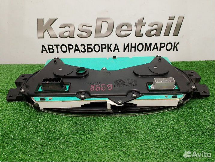 Панель приборов Renault Duster легковой универсал