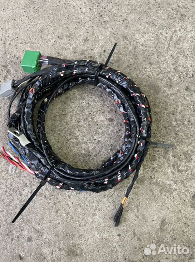 Проводка для установки штатного усилителя volvo