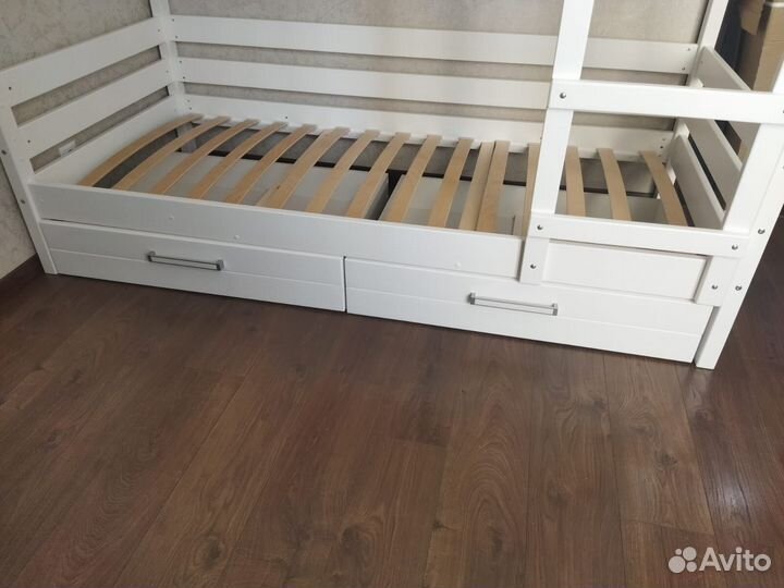 Детская Двухъярусная кровать из массива сосны