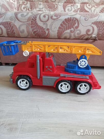 Машина пожарная бетономешалка