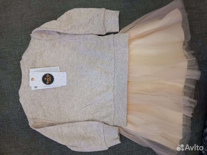 Платье для девочки новое