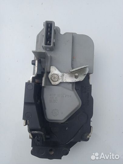 Замок двери Гранта