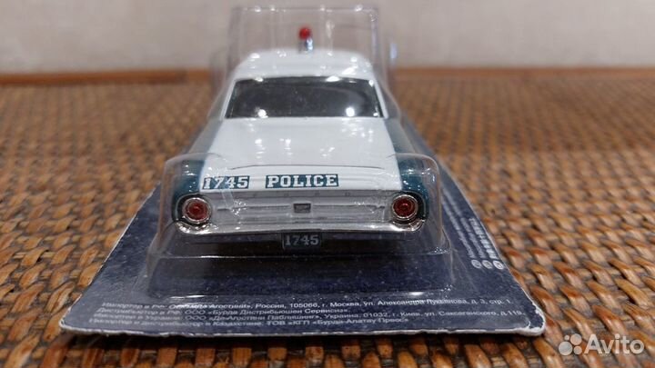 Модель автомобиля полицейские автомобили мира