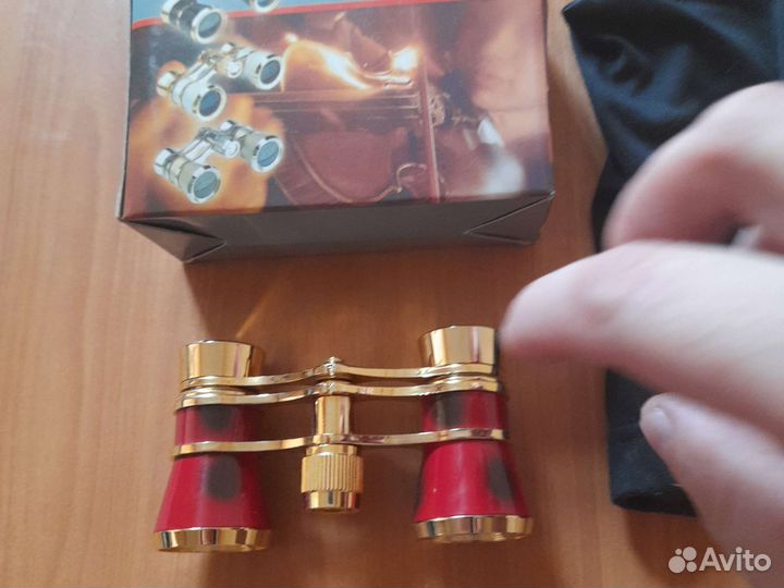 Театральный бинокль