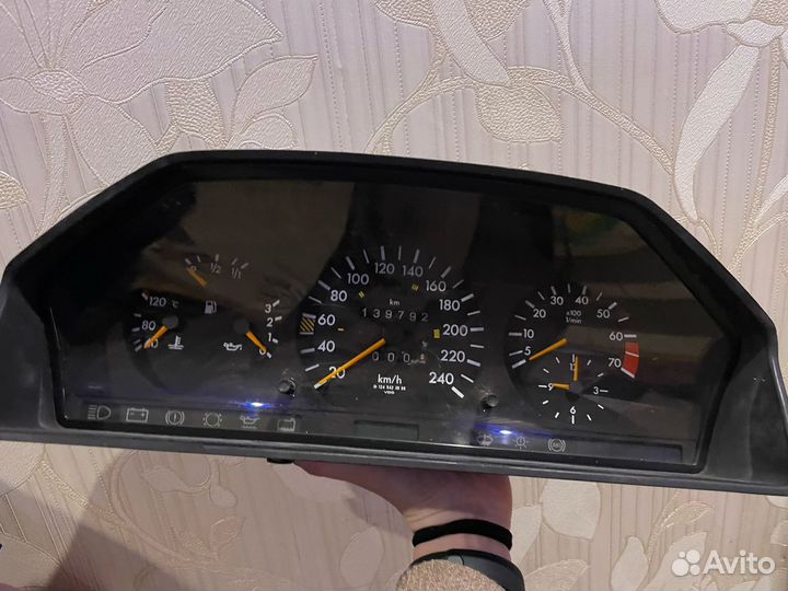 Панель приборов mersedes