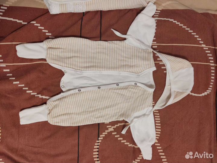 Комплект на выписку для девочки весна- лето